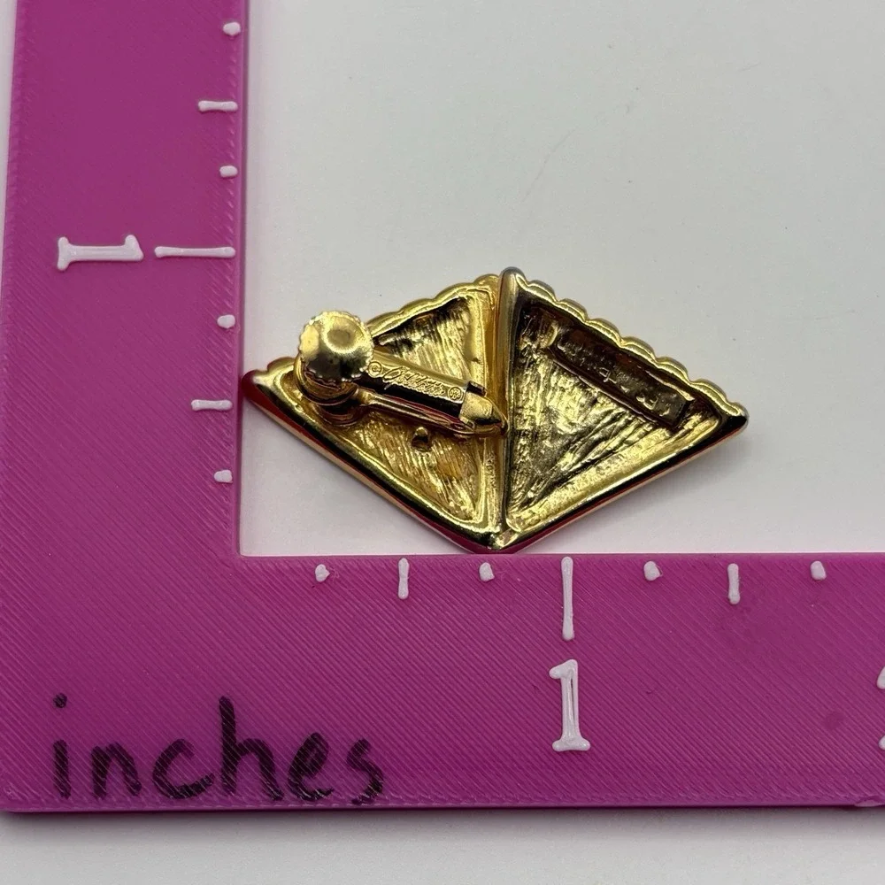 Vintage Goldette Gold Tone Enamel Earrings Screw Back